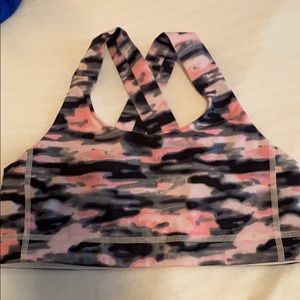 Lululemon sports bra